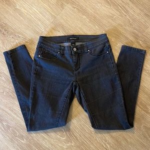 WHBM Black Skinny Jeans (Small/Size 4)